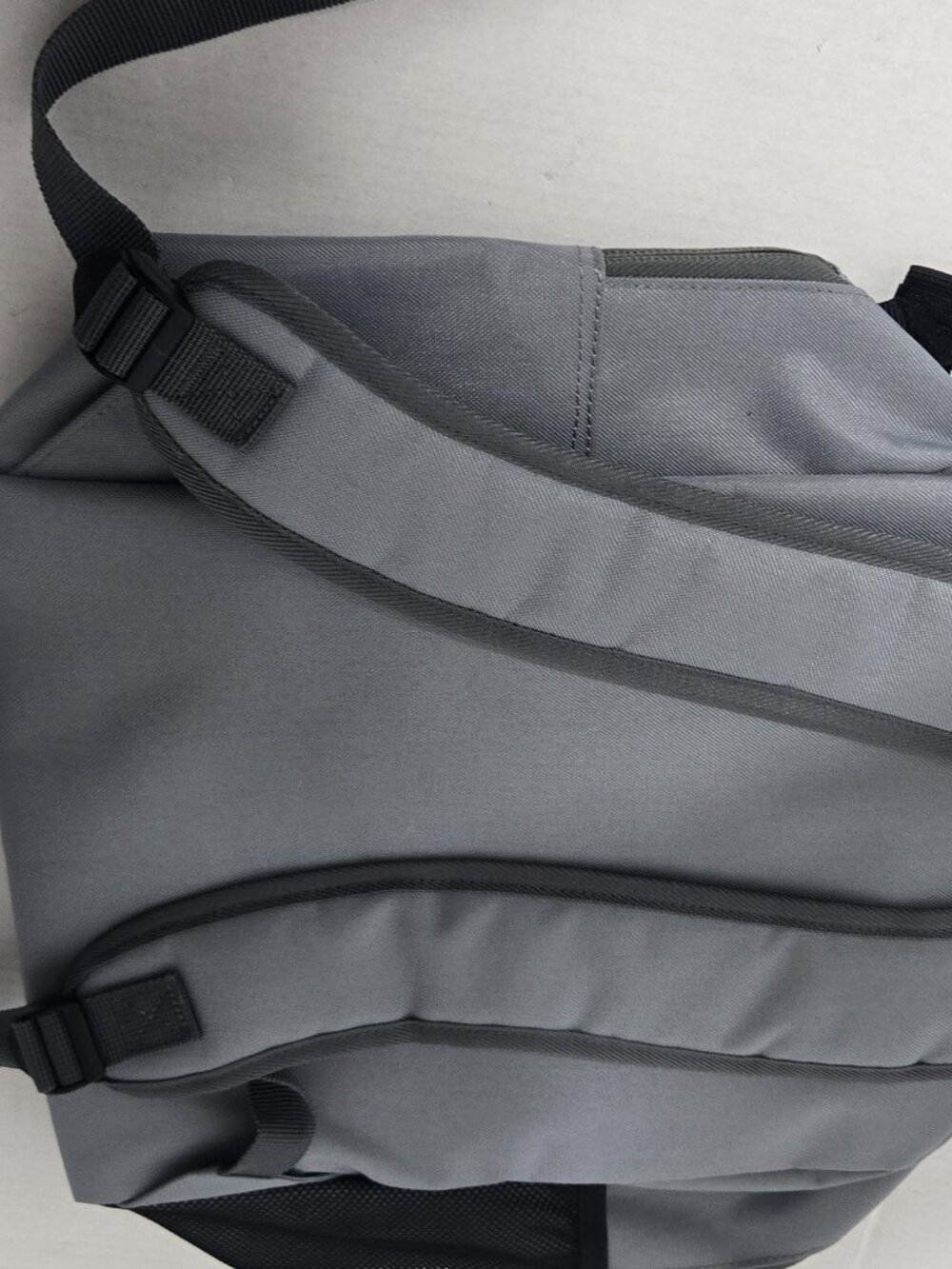 Brine Blueprint Backpack β NWT Grey Lacrosse Backpack π - Picture 4 of 8